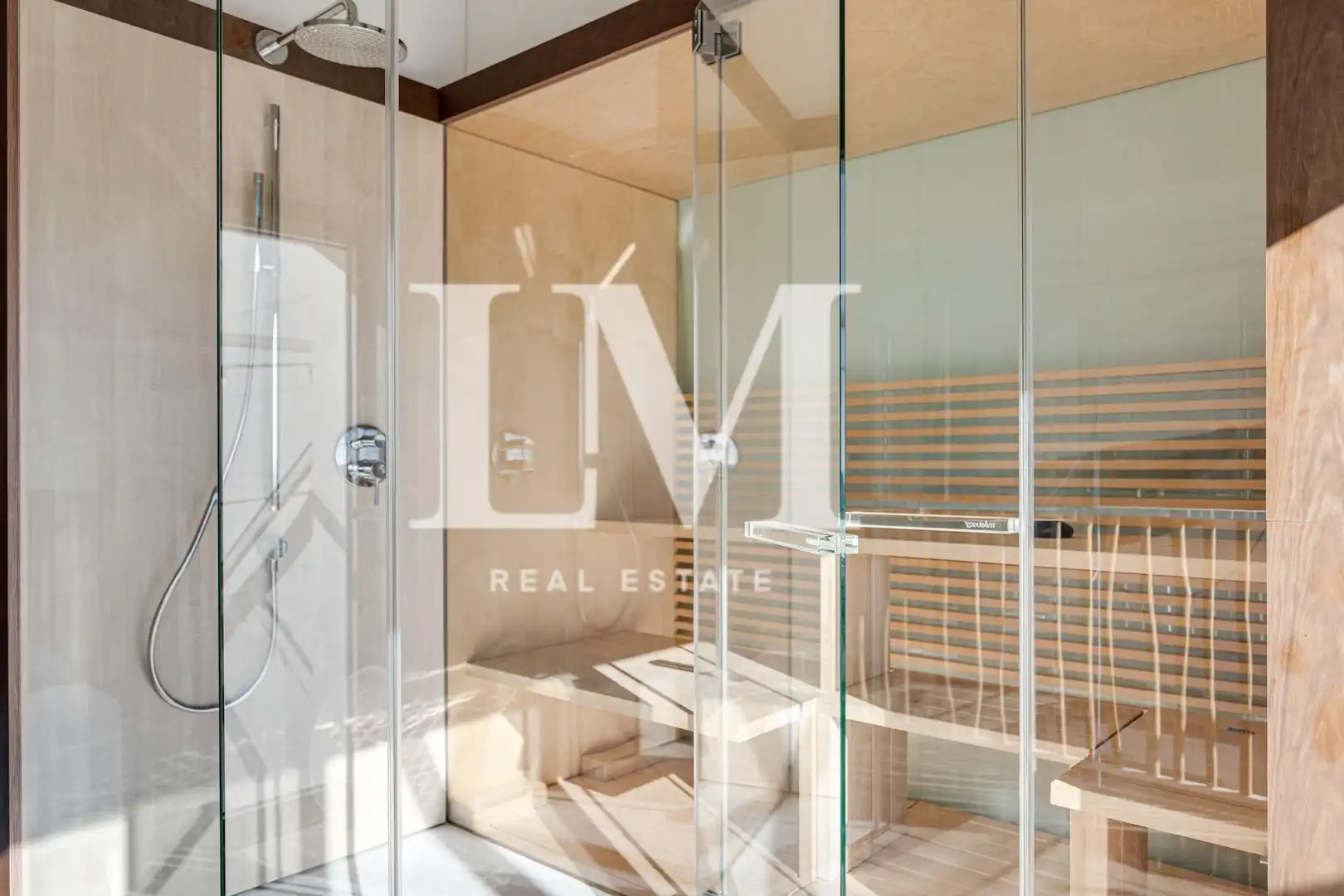 Bany de Casa o xalet de lloguer en Barcelona amb Aire condicionat, Terrassa i Piscina