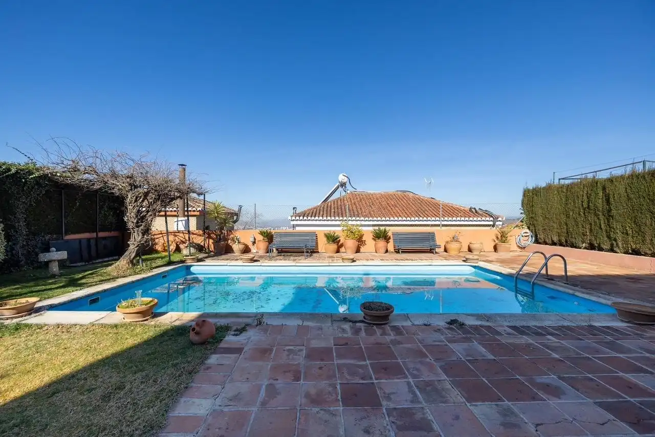 Xalet amb piscina en venda a Barrio de la Vega, imagen 48