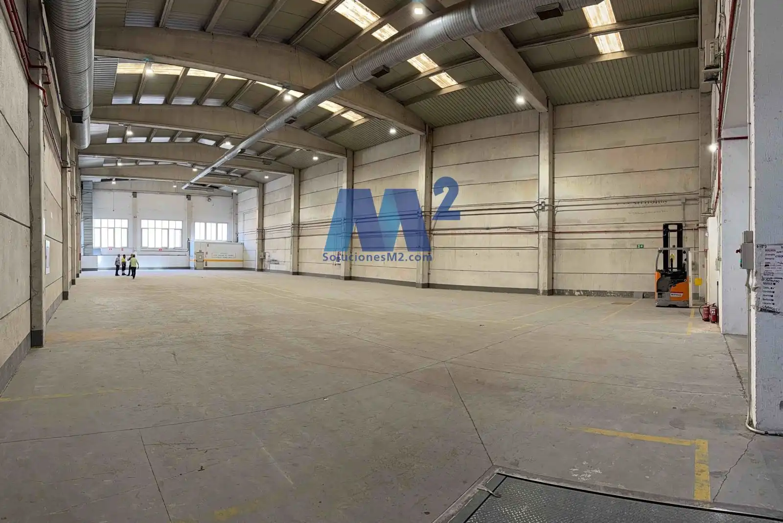 Aparcament de Nau industrial de lloguer en Madrid