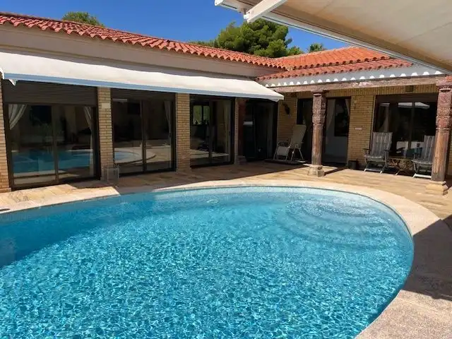 Casa con piscina en venta en Urbanizaciones, imagen 30
