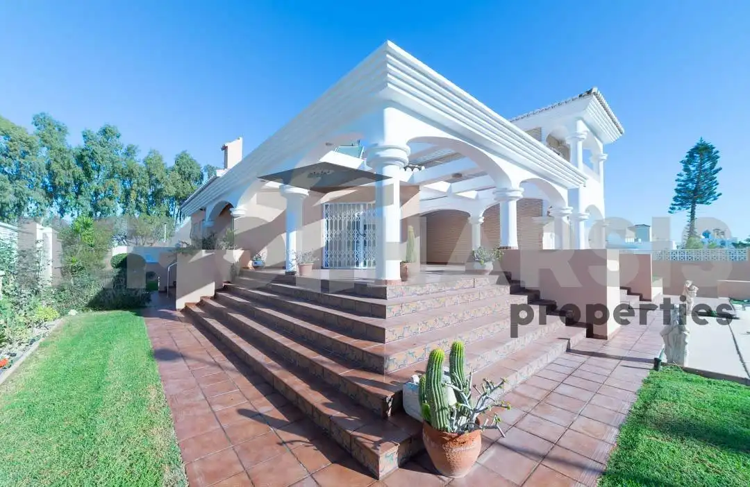 Villa mit Terrasse zum Verkauf in AVIACION (U) 1, imagen 2