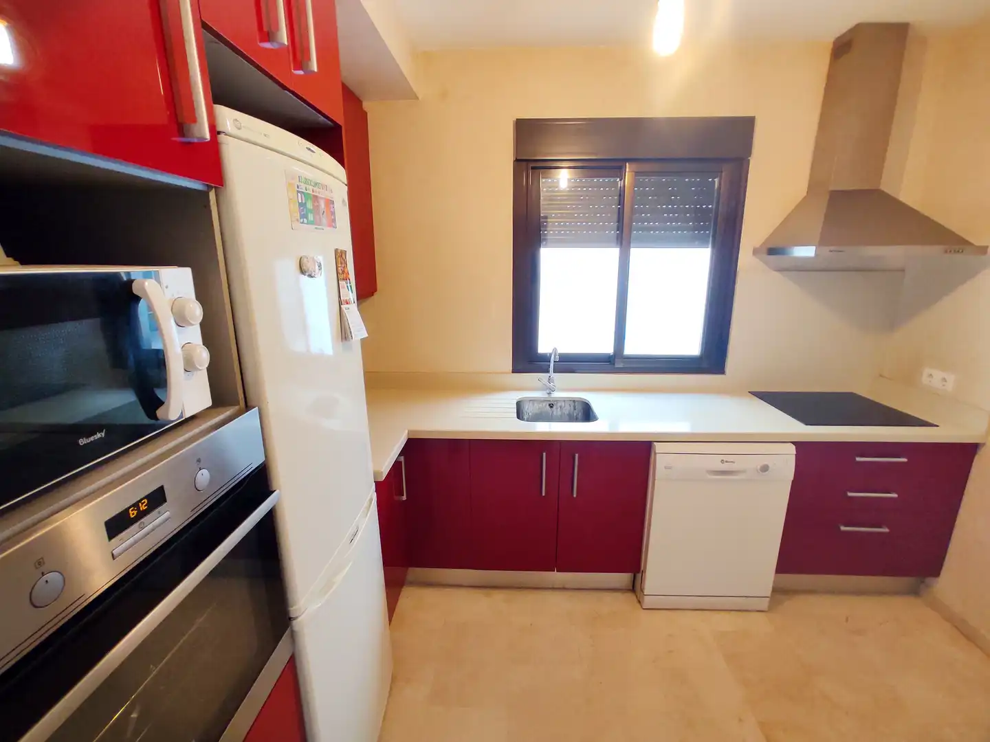 Flat for rent in Calle Pablo Picasso, Peligros