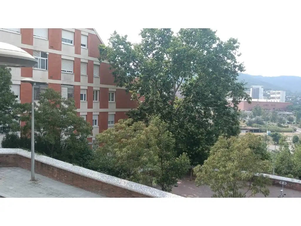 Vista exterior de Pis en venda en Barcelona