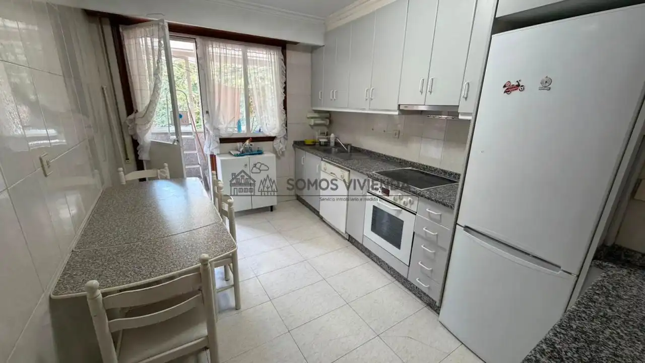 Flat with lift to rent in Universidad