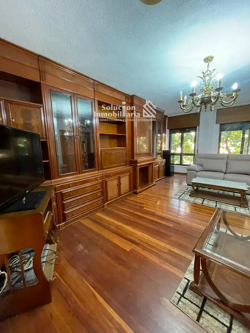 Sala d'estar de Pis de lloguer en Salamanca amb Calefacció i Moblat