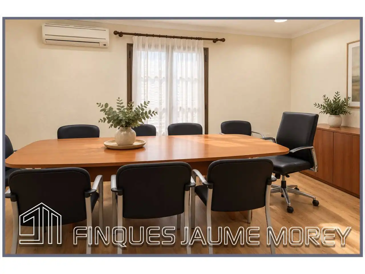 Office for rent in Centro
