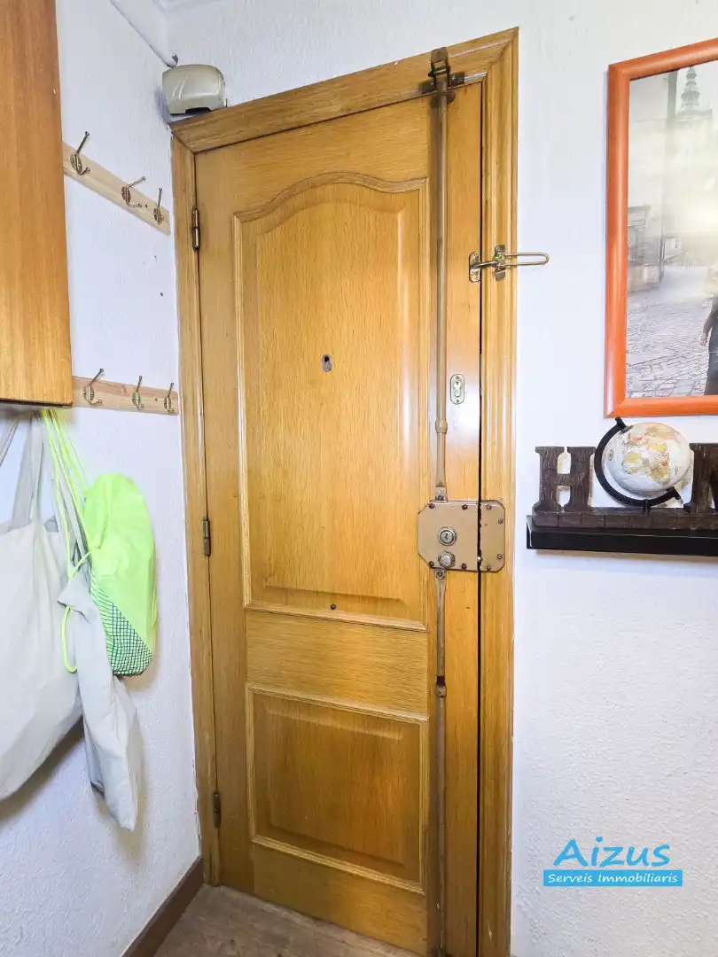Piso en venta en Ripollet con Aire acondicionado, Horno y Balcón