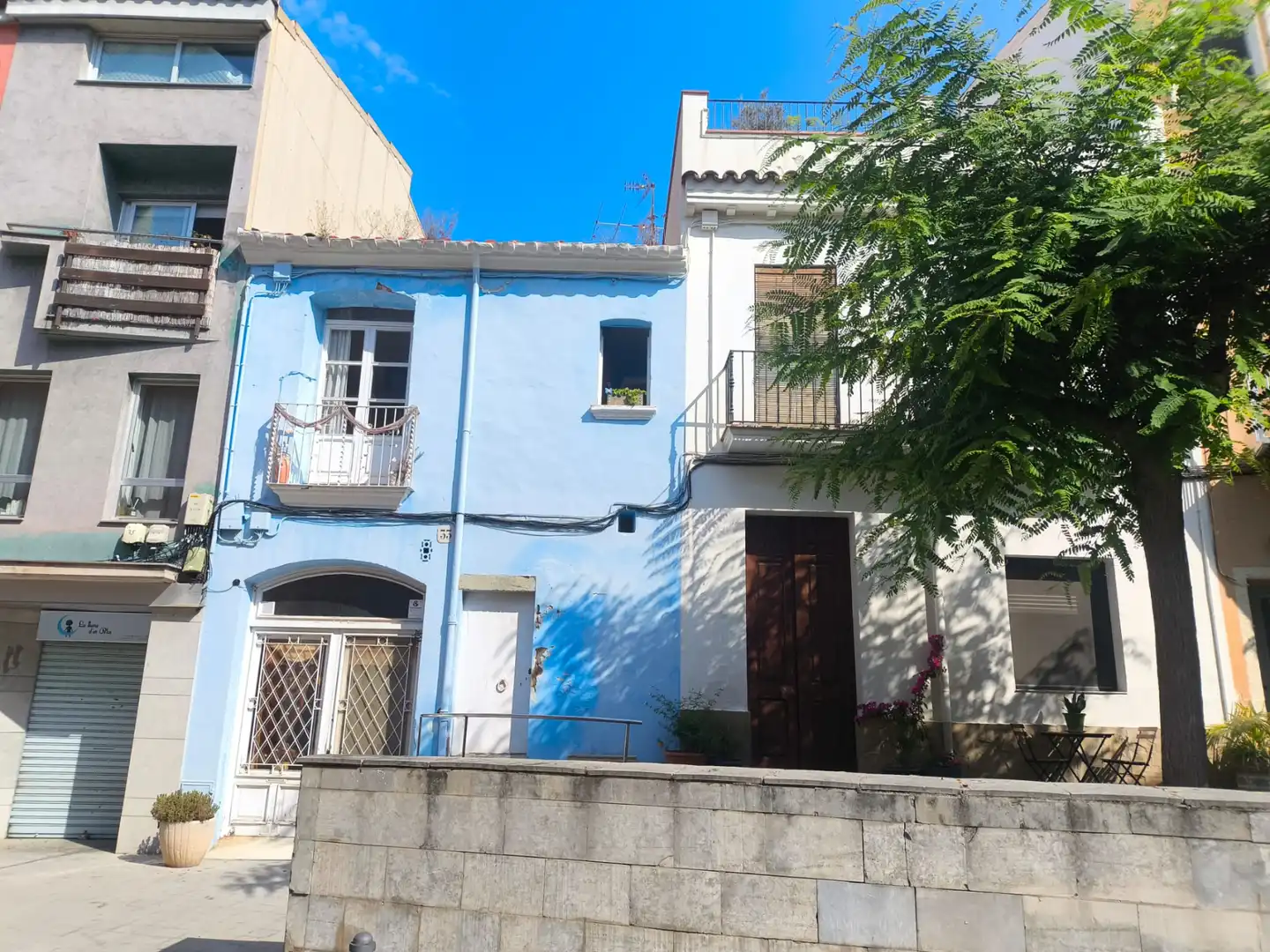 Vista exterior de Casa adosada en venta en Caldes d'Estrac con Calefacción, Parquet y Amueblado