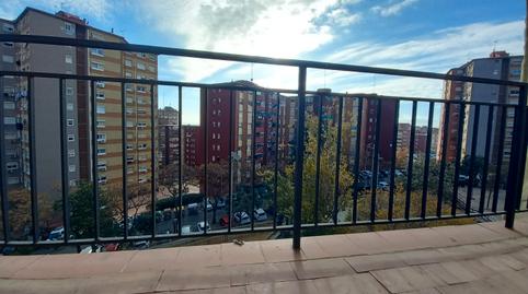 Foto 2 de Pis en venda a Carrer de la Democràcia, Llefià, Badalona