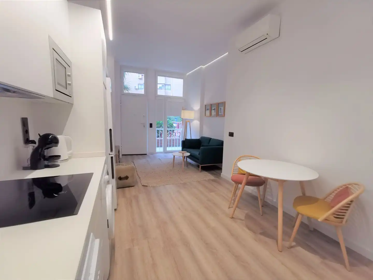Wohnzimmer von Wohnungen zur Miete in Madrid mit Klimaanlage