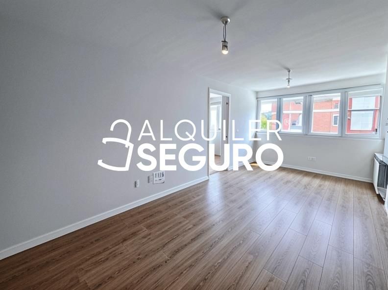 Habitación de Piso de alquiler en  Madrid Capital con Aire acondicionado y Calefacción