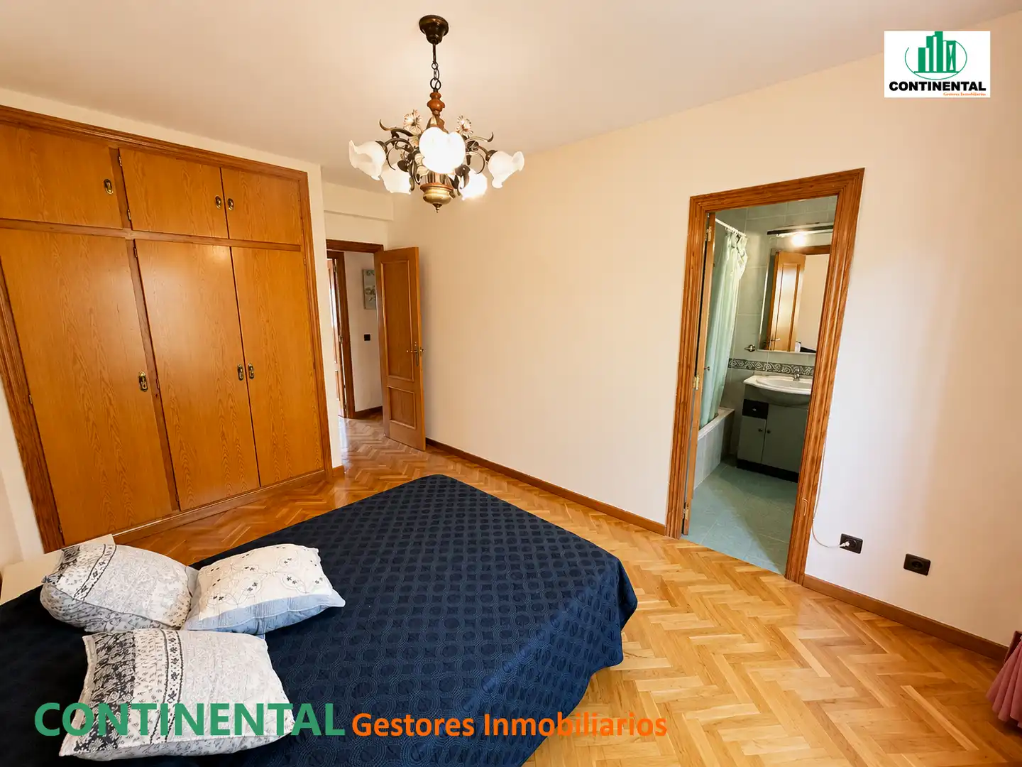 Dormitori de Casa o xalet en venda en Galapagar amb Calefacció, Jardí privat i Terrassa