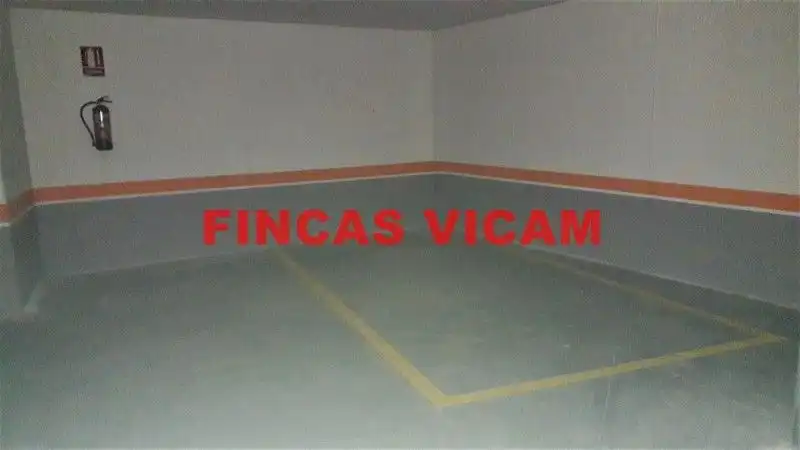Aparcament de Garatge en venda en Huesca