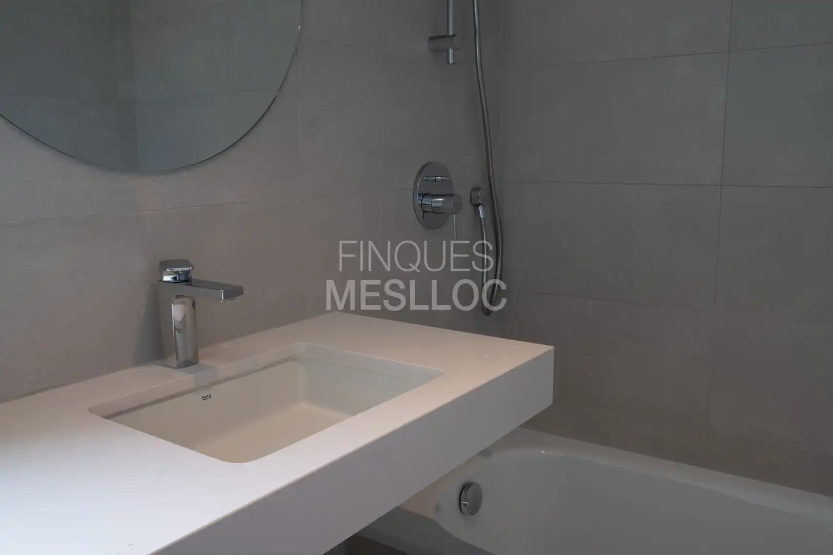 Bathroom of Houses for rent in Montgat  with Air Conditioner, Heating and Private garden