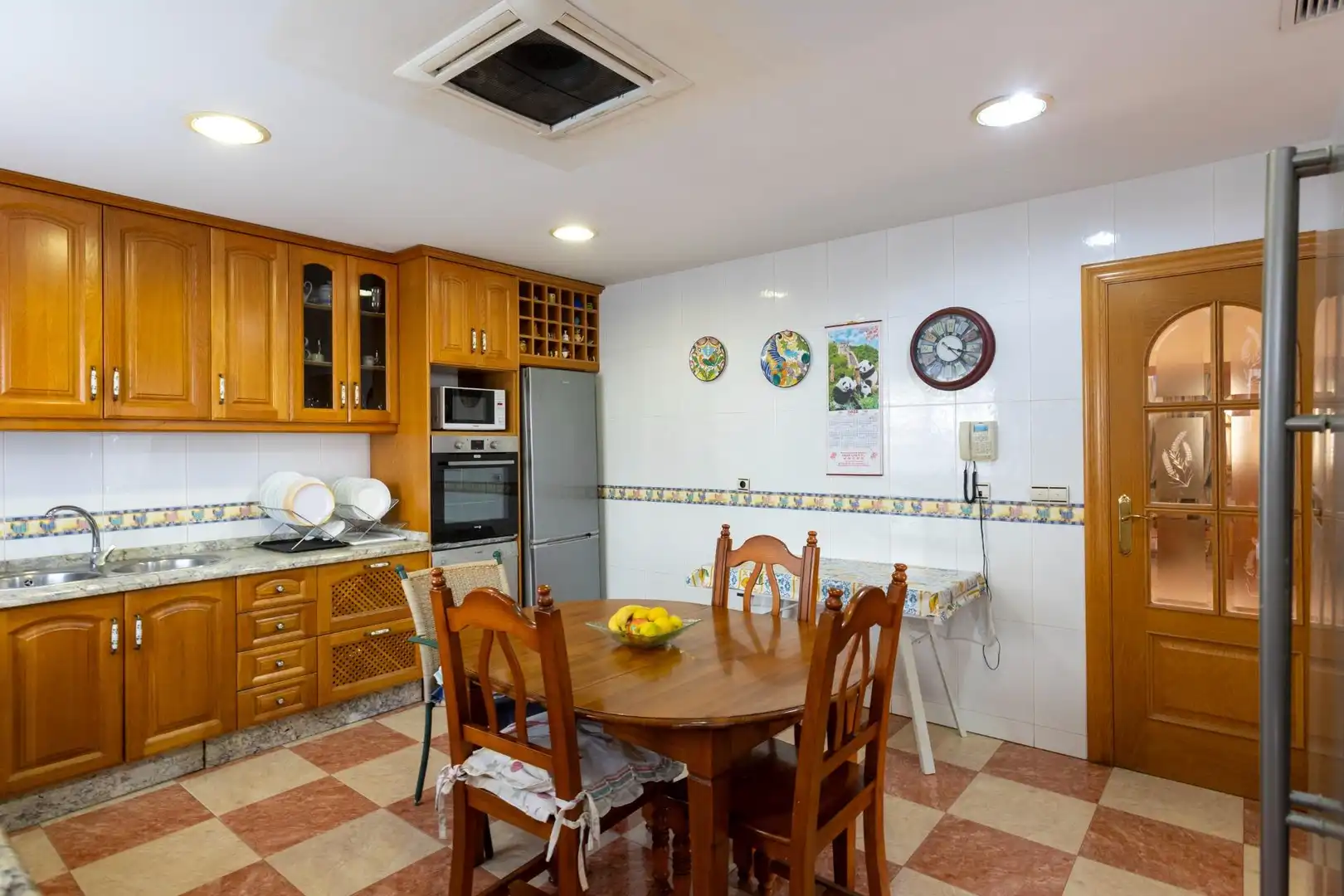 Cocina de Casa o chalet en venta en Motril con Calefacción, Jardín privado y Terraza