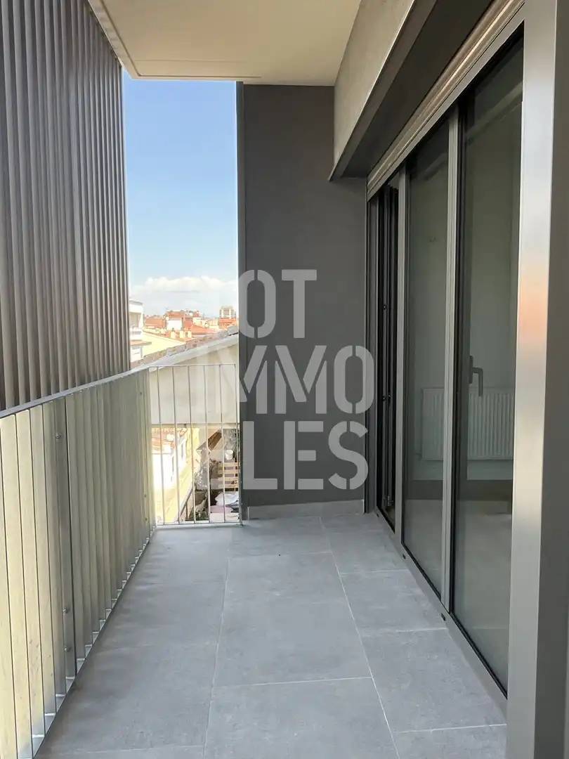 Terrasse von Wohnung zur Miete in Girona mit Klimaanlage, Heizung und Schwimmbad