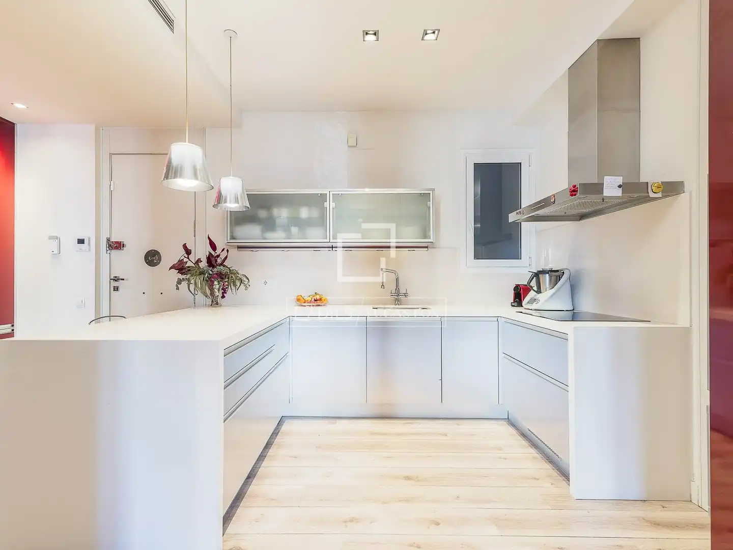 Cuina de Pis en venda en Barcelona amb Aire condicionat, Calefacció i Parquet