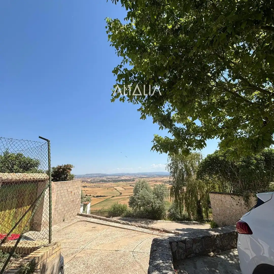 Jardín de Casa o chalet en venta en Castejón (Cuenca) con Calefacción y Terraza