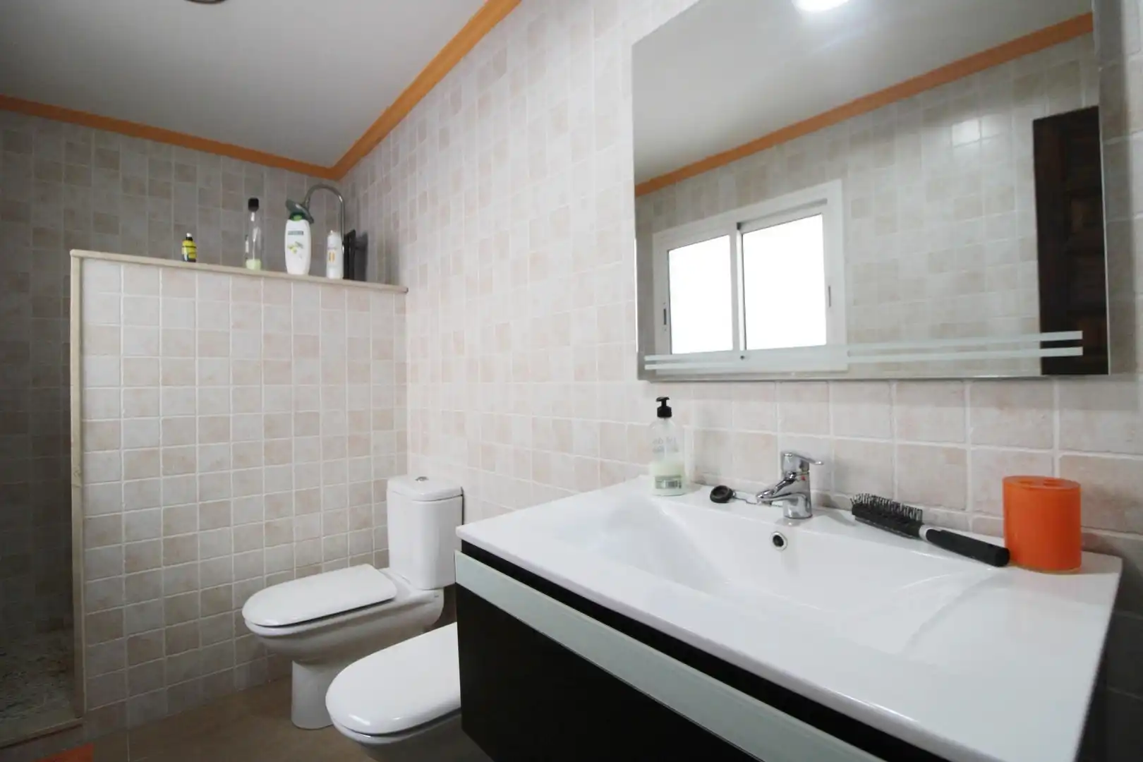 Baño de Casa o chalet en venta en El Vendrell con Calefacción, Terraza y Trastero