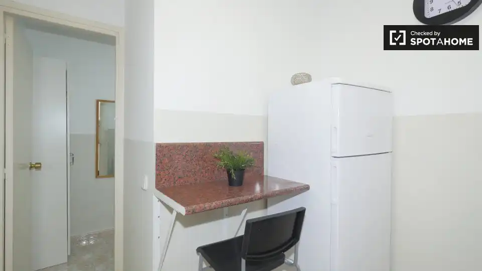 Room in Barcelona, Barcelona