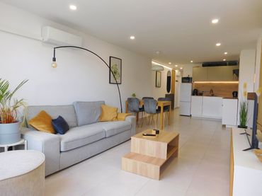 Apartament amb balcó en venda a Centro