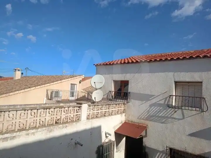 Vista exterior de Casa adosada en venta en Lorca con Calefacción y Terraza