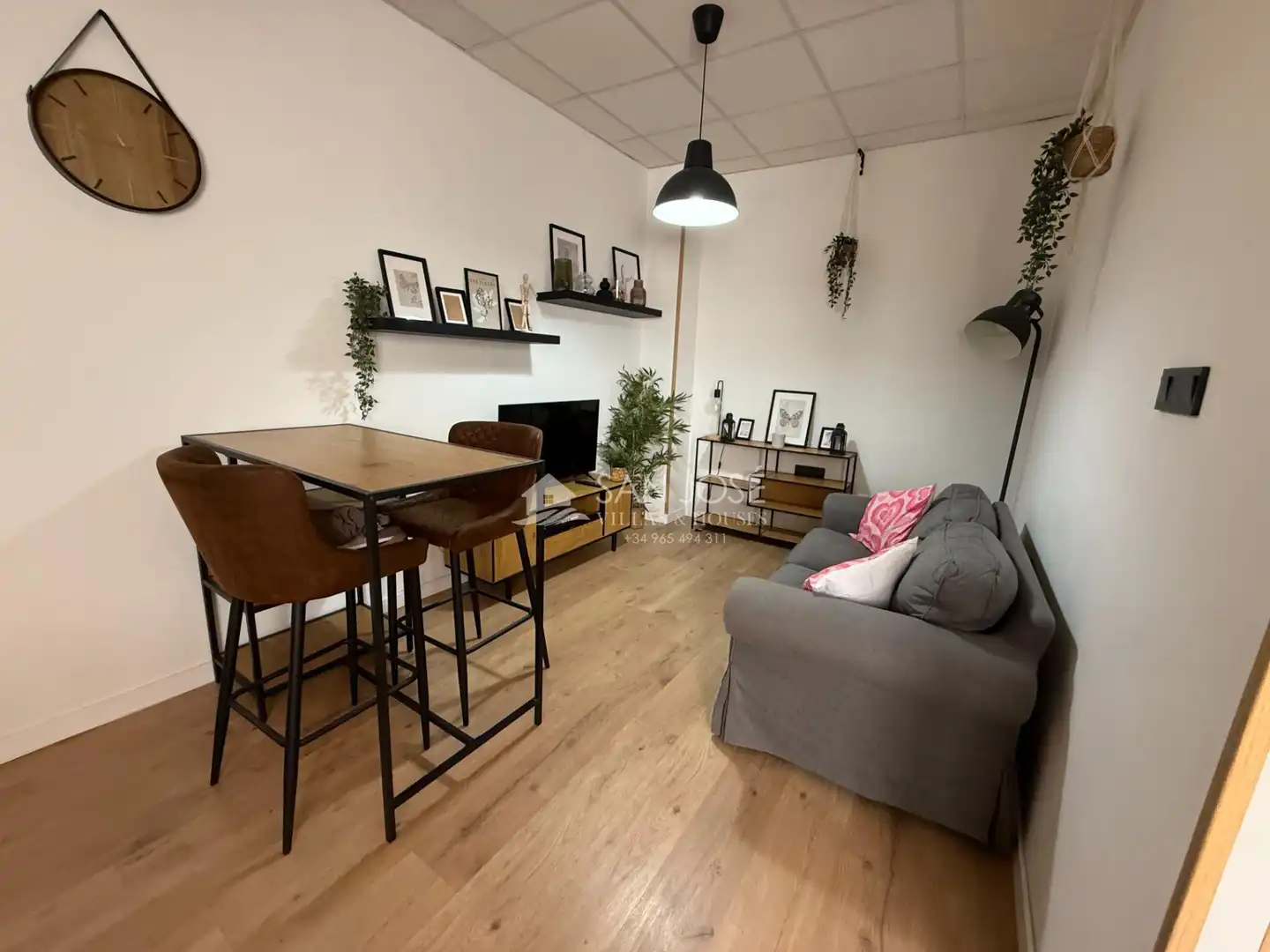 Sala d'estar de Local en venda en Aspe amb Aire condicionat i Moblat
