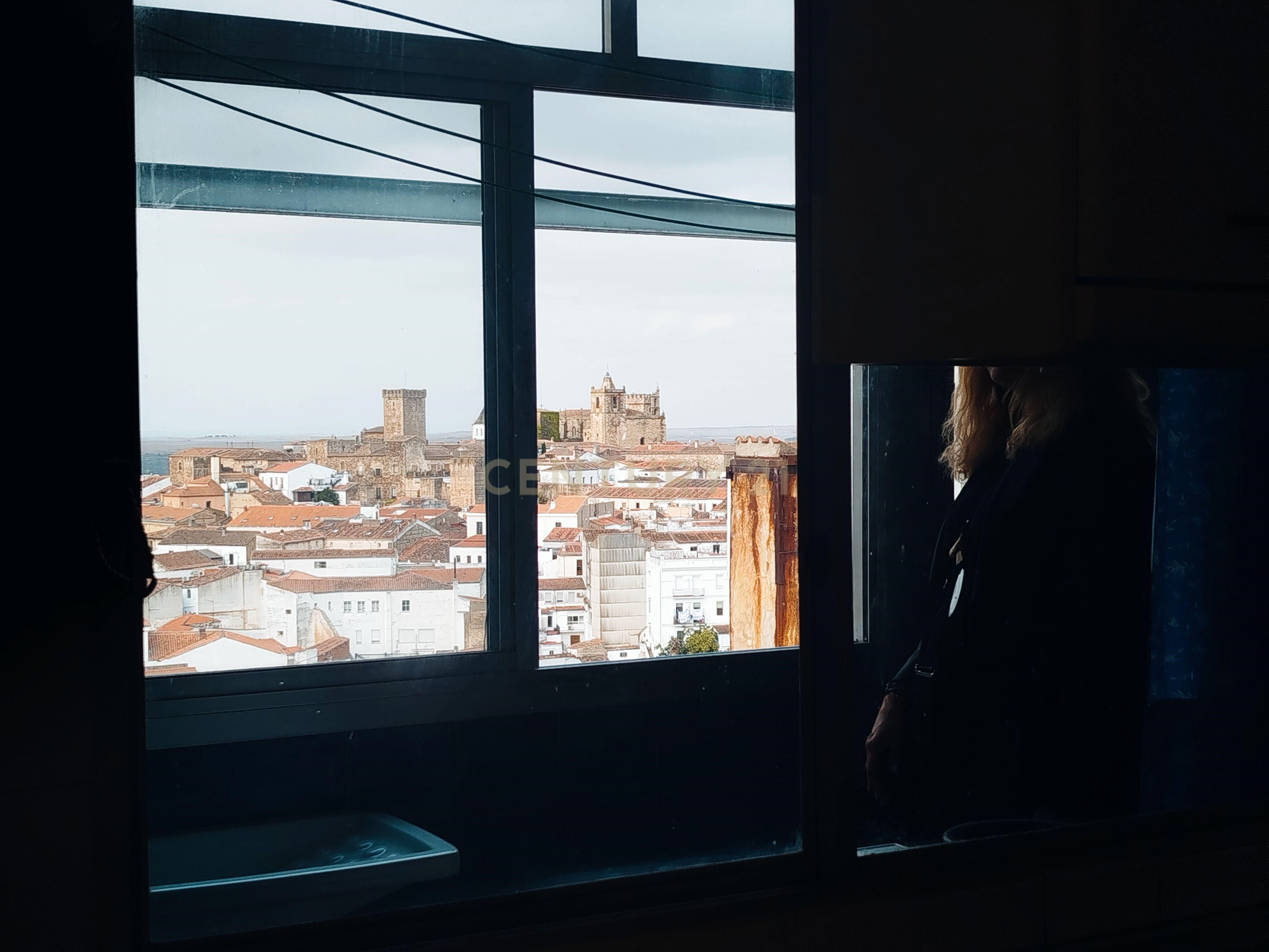 Vista exterior de Piso en venta en Cáceres Capital con Aire acondicionado y Calefacción