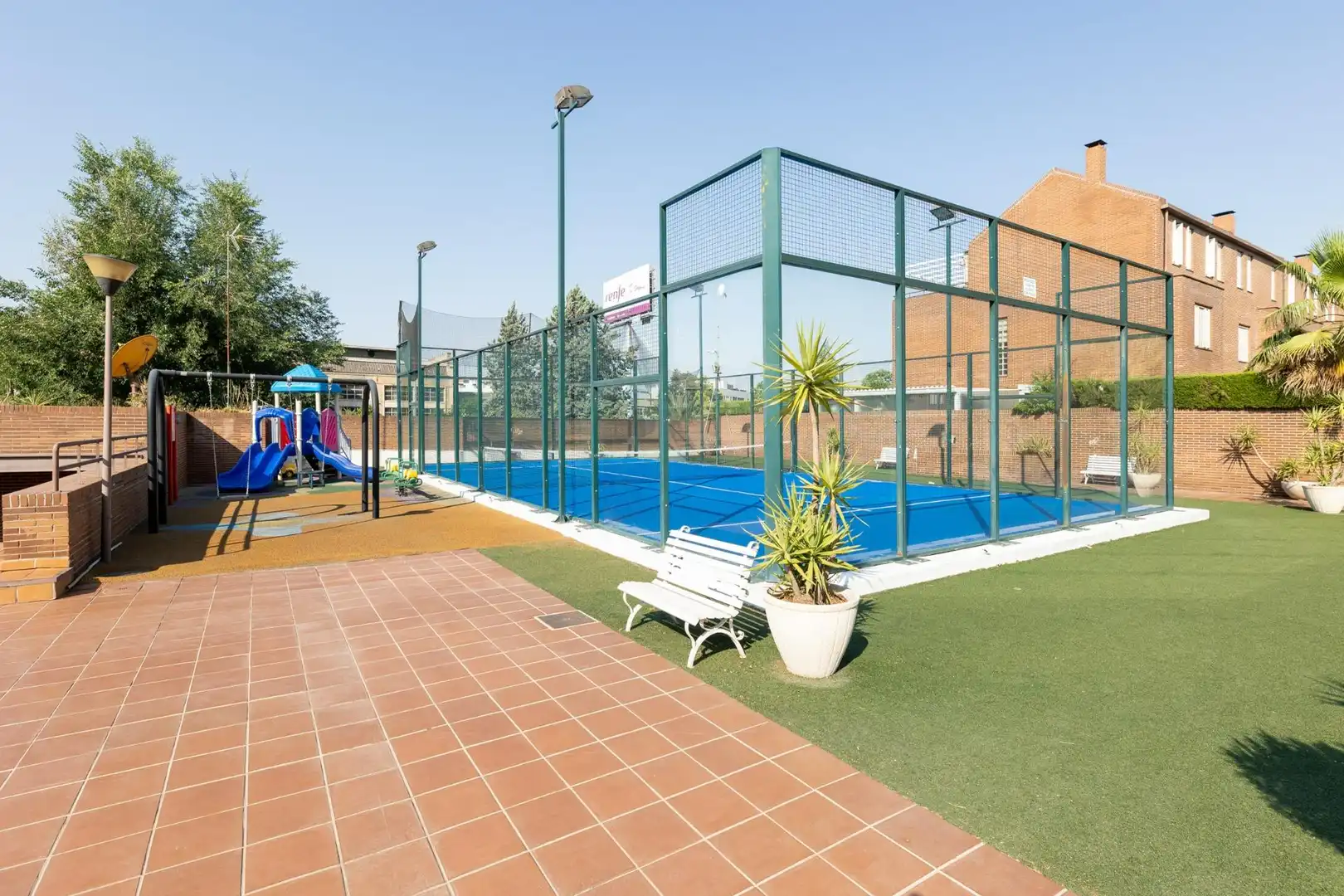 Swimming pool of Houses for sale in Granada  with Air Conditioner, Heating and Private garden
