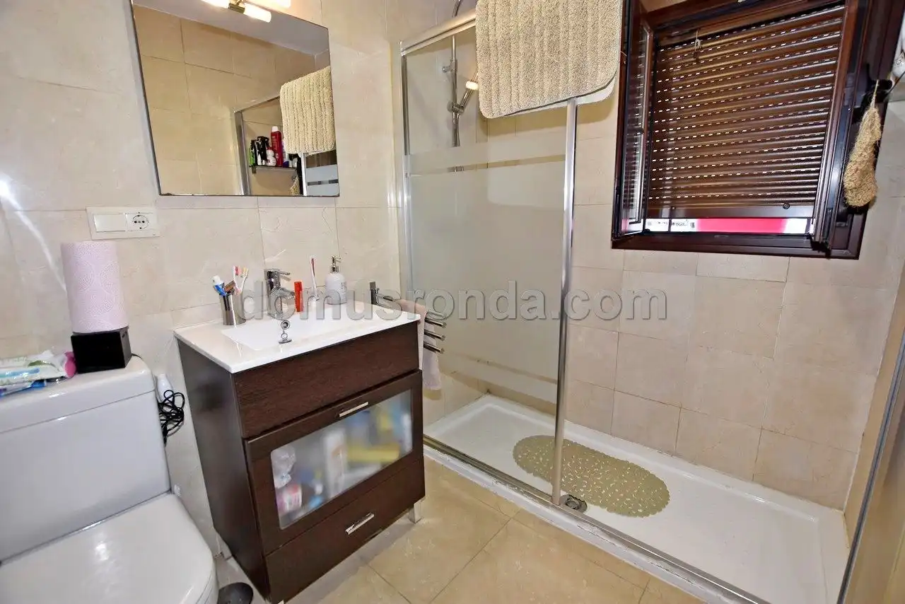 Baño de Casa o chalet en venta en Ronda con Calefacción, Terraza y Piscina
