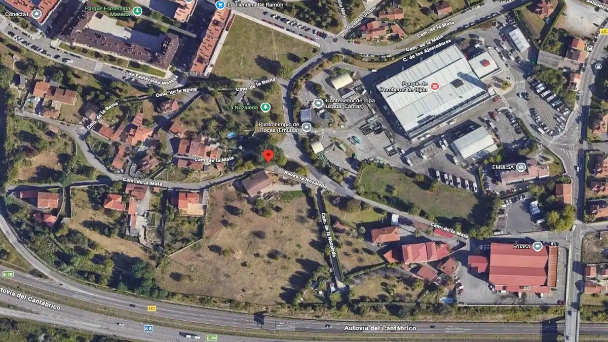 Lands and plots for sale in LA NOZALEDA, PARROQUIA DE ROCES, imagen 6