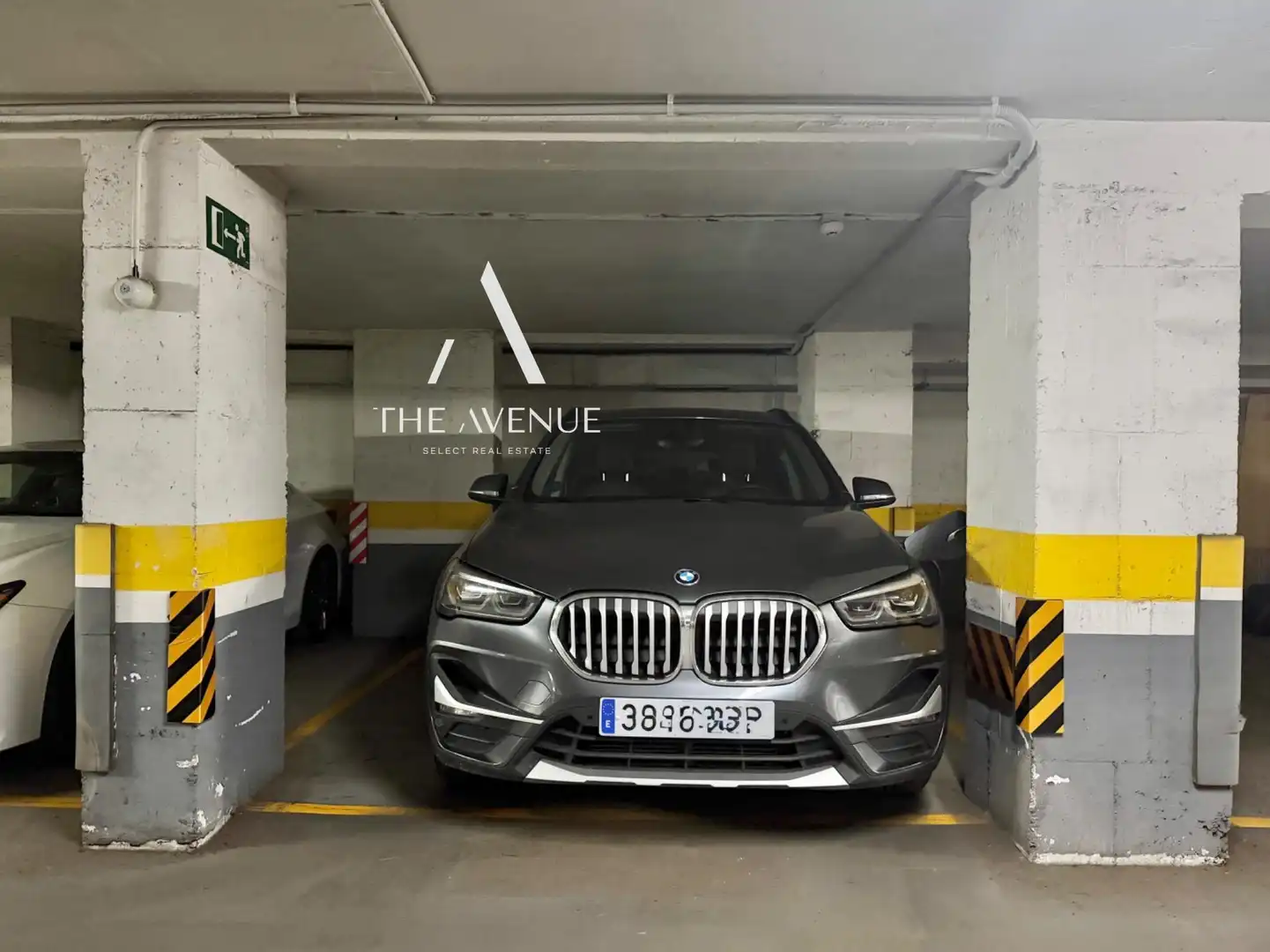 Parking of Flat for sale in Madrid  with Air Conditioner, Heating and Parquet flooring