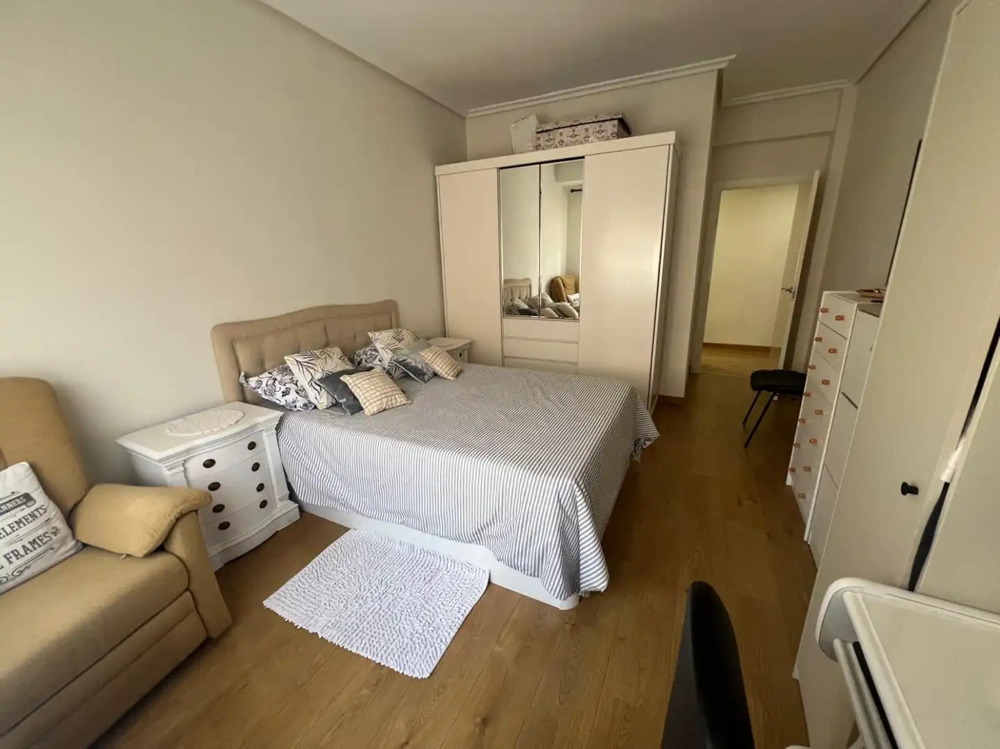 Habitación de Piso en venta en  Logroño con Calefacción, Terraza y Balcón
