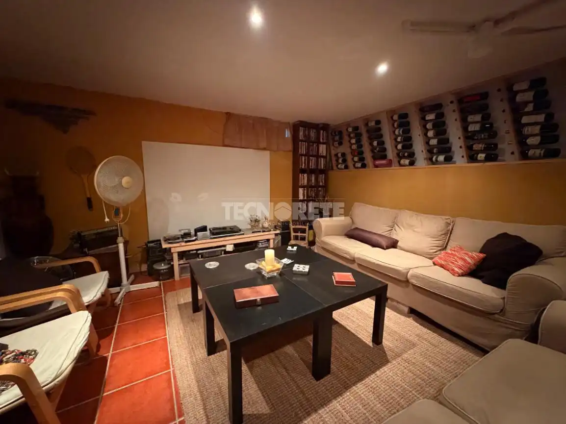 Casa adosada en venta en Aldeanueva de Barbarroya con Aire acondicionado, Terraza y Amueblado