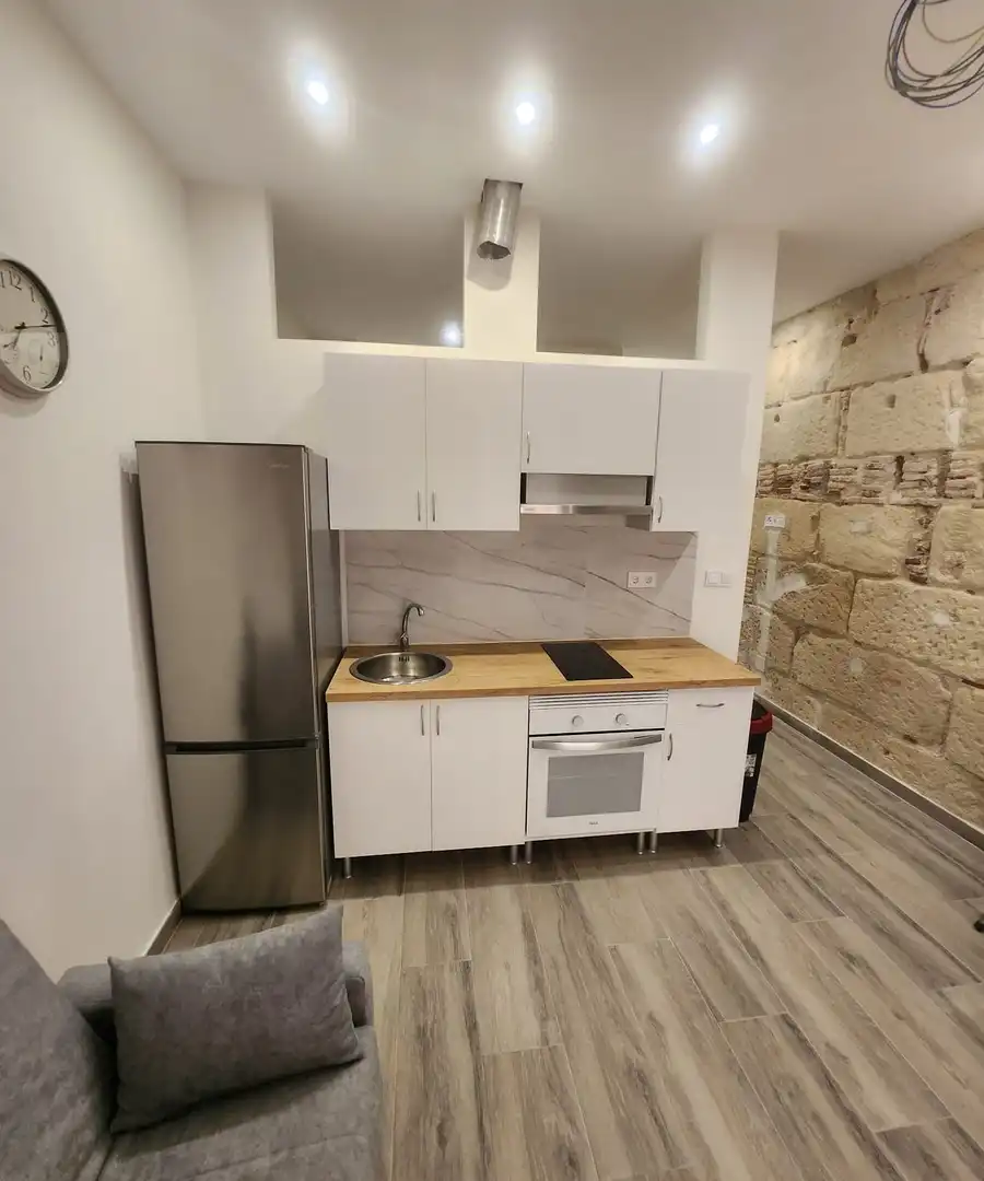 Cocina de Estudio de alquiler en Cartagena con Amueblado