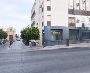 Vista exterior de Local en venda en Jerez de la Frontera