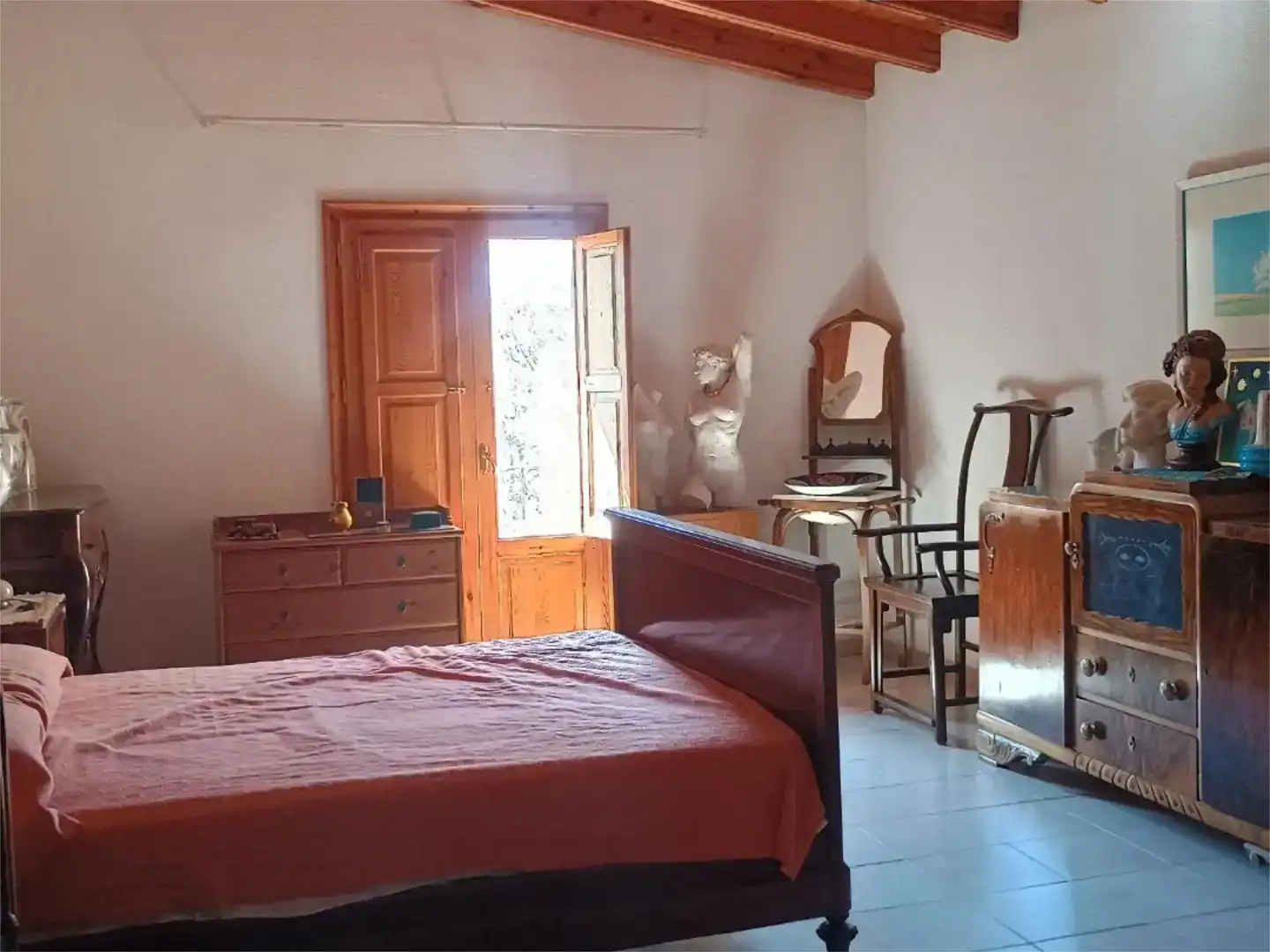 Habitación de Piso en venta en Albentosa con Jardín privado, Trastero y Amueblado