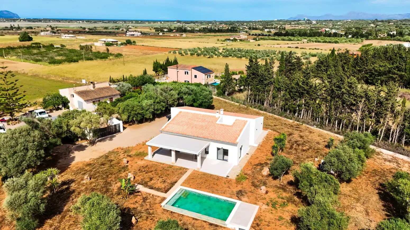 Houses for sale in Muro  with Air Conditioner, Heating and Private garden