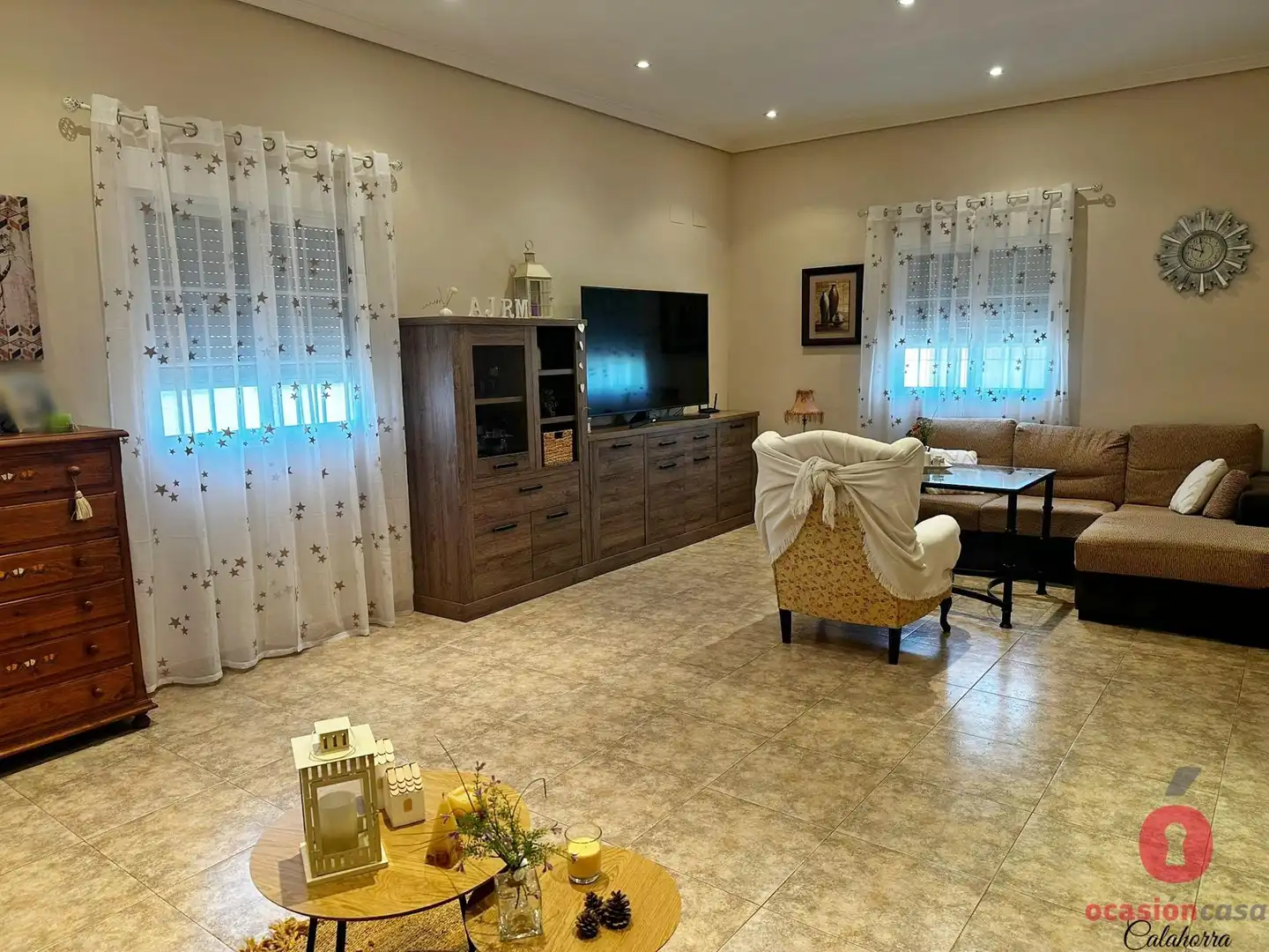 Living room of Country homes for sale in Almodóvar del Río  with Air Conditioner, Private garden and Storage room