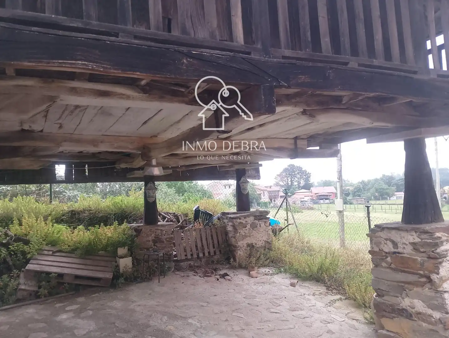 Einfamilien-Reihenhaus zum Verkauf in Cudillero mit Heizung, Privatgarten und Terrasse