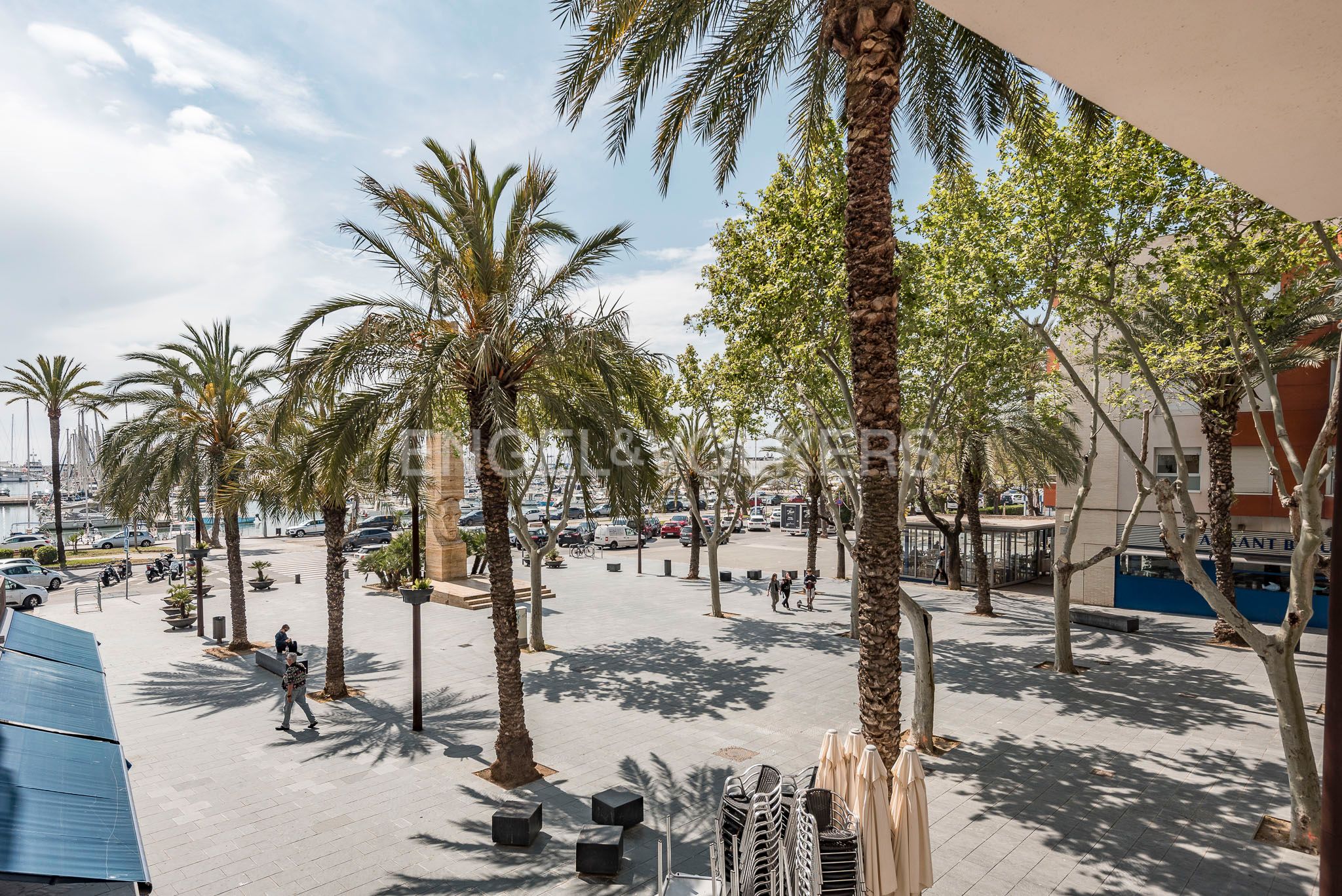 Exterior view of Apartment for sale in Vilanova i la Geltrú  with Air Conditioner, Heating and Parquet flooring
