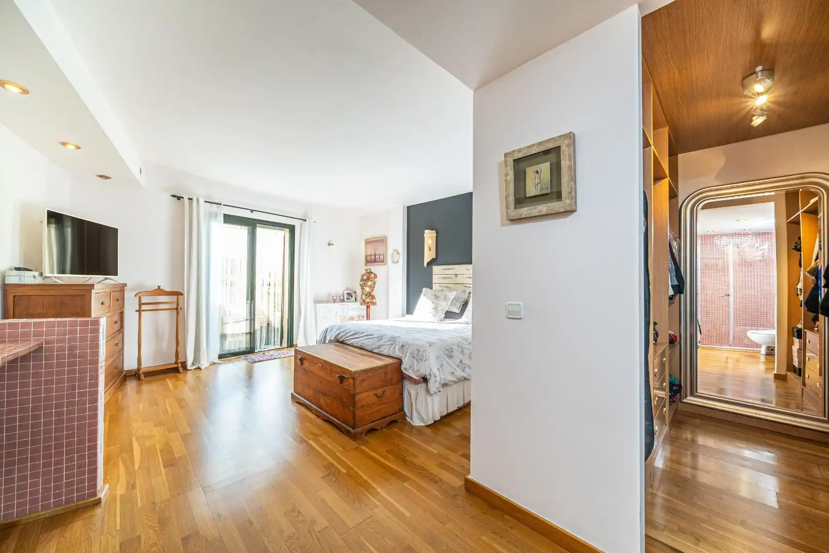 Bedroom of Detached homes for sale in Calvià  with Air Conditioner, Heating and Private garden