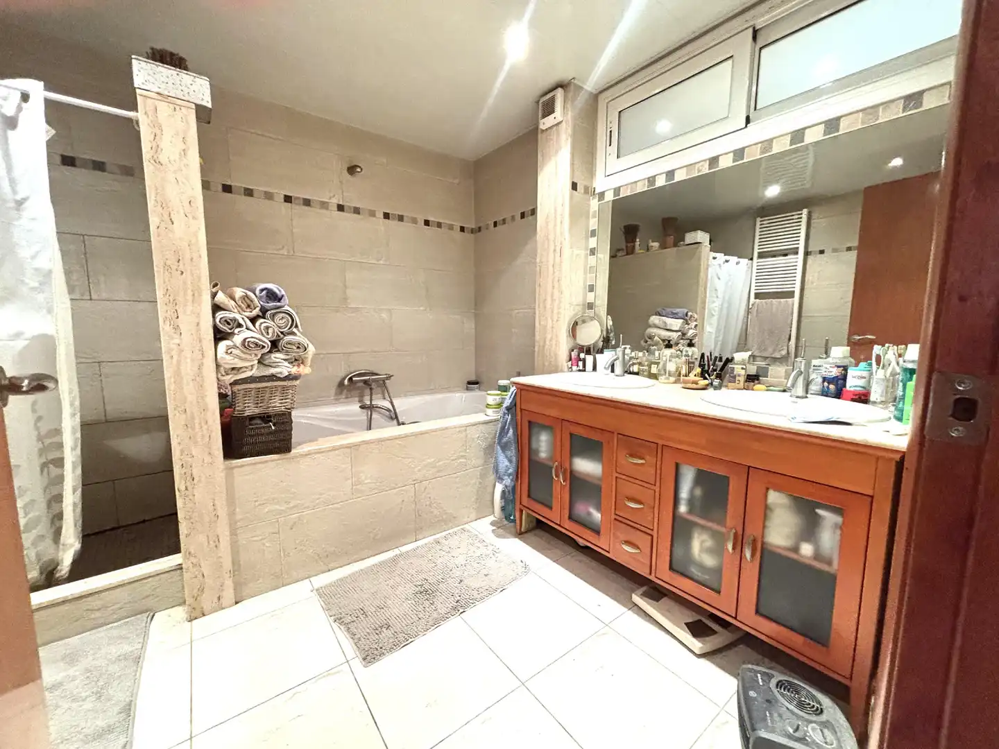 Casa aparellada en venda a Centre - Sant Oleguer, imagen 10