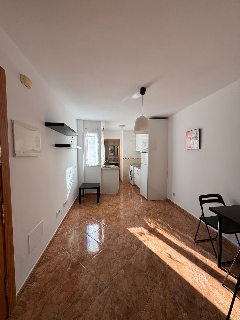 Habitación de Apartamento en venta en Mijas con Amueblado y Balcón