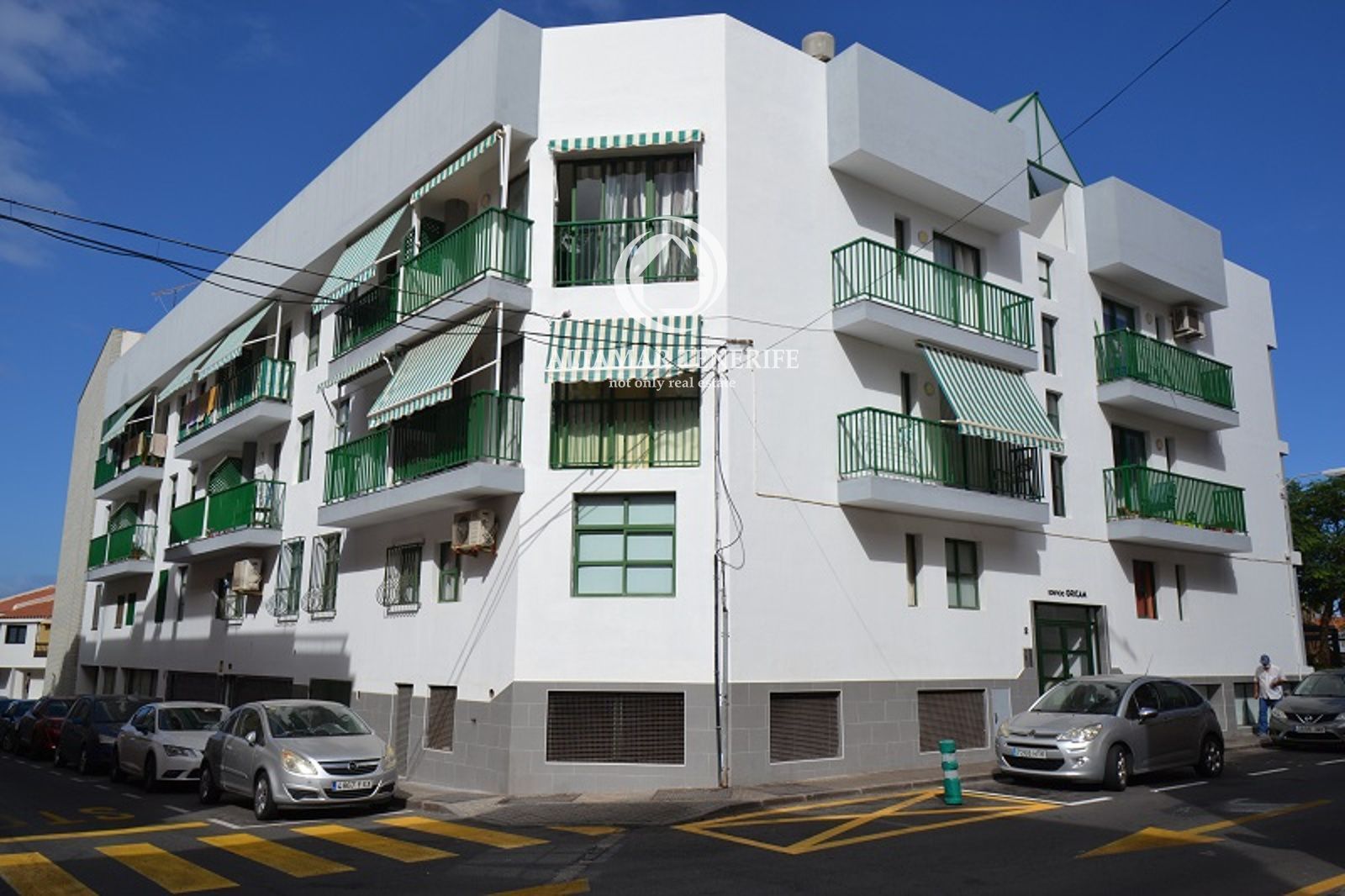 Vista exterior de Apartament en venda en Guía de Isora amb Terrassa i Moblat