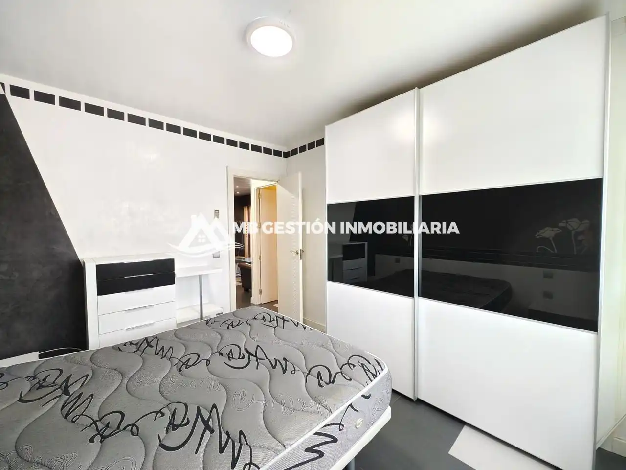 Habitación de Piso en venta en Fuenlabrada con Aire acondicionado, Calefacción y Terraza
