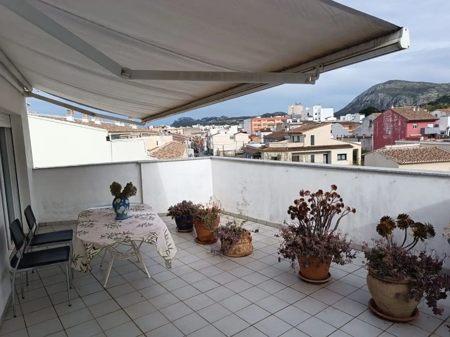Piso de alquiler en Pego, Alicante