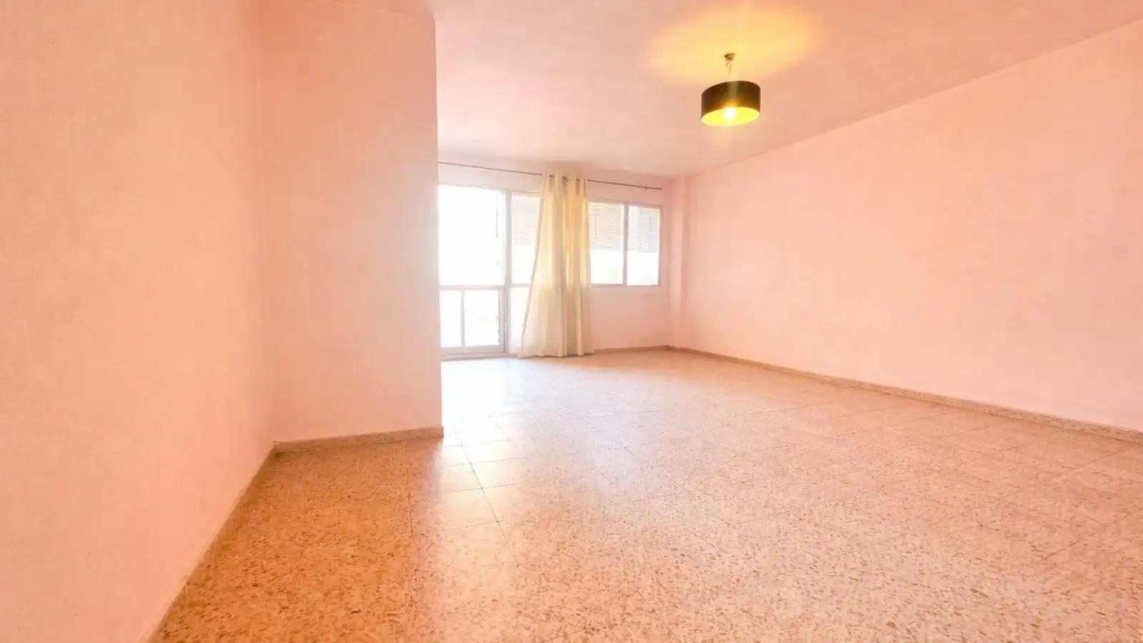 Flat for sale in Oeste