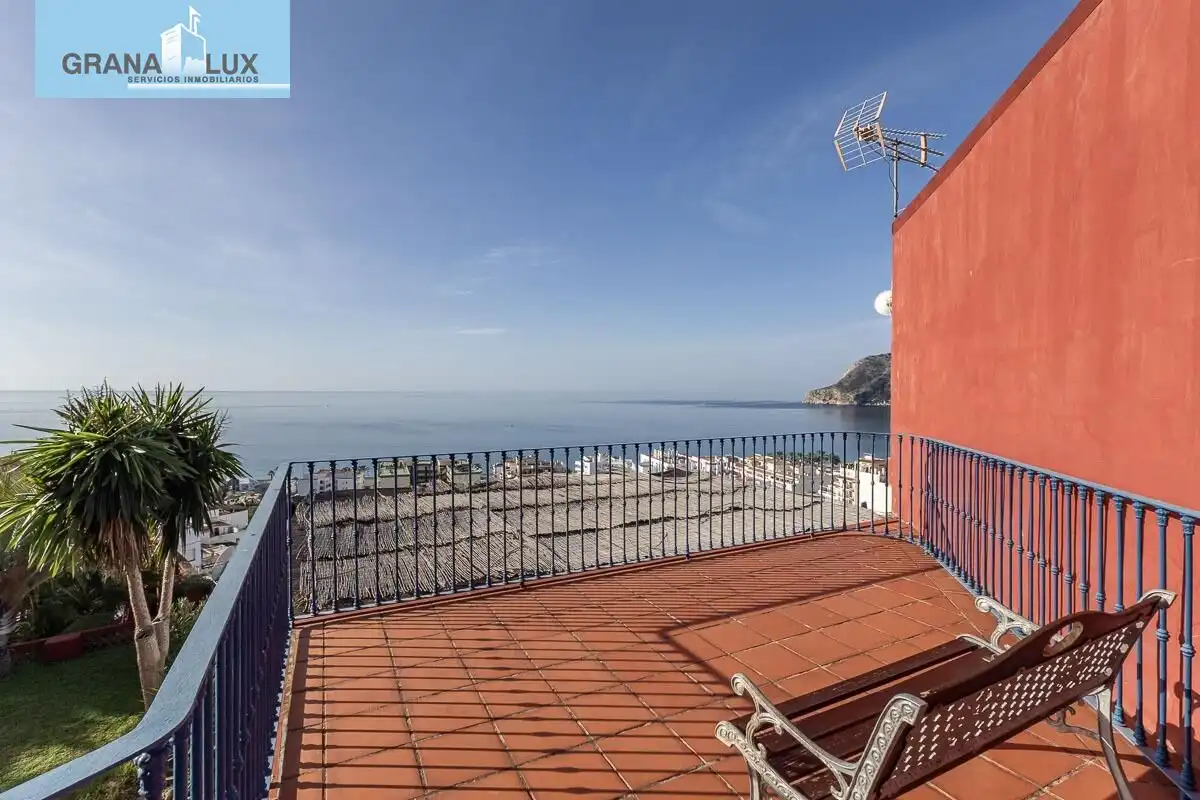 Terrace of Houses for sale in Almuñécar  with Air Conditioner, Heating and Private garden