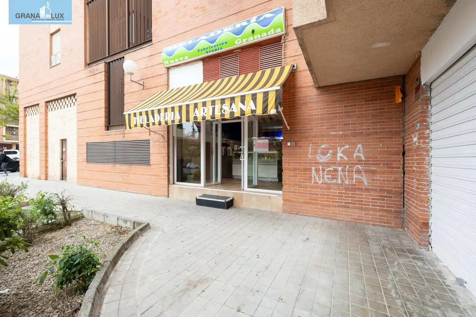 Local comercial en venda a Calle de Gabriela Mistral, imagen 3